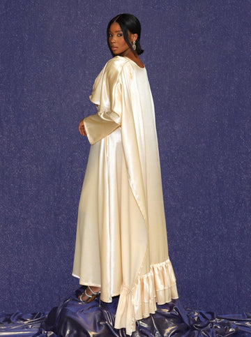 Mona Dress Cape in ivory